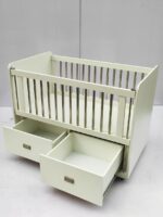 baby cot